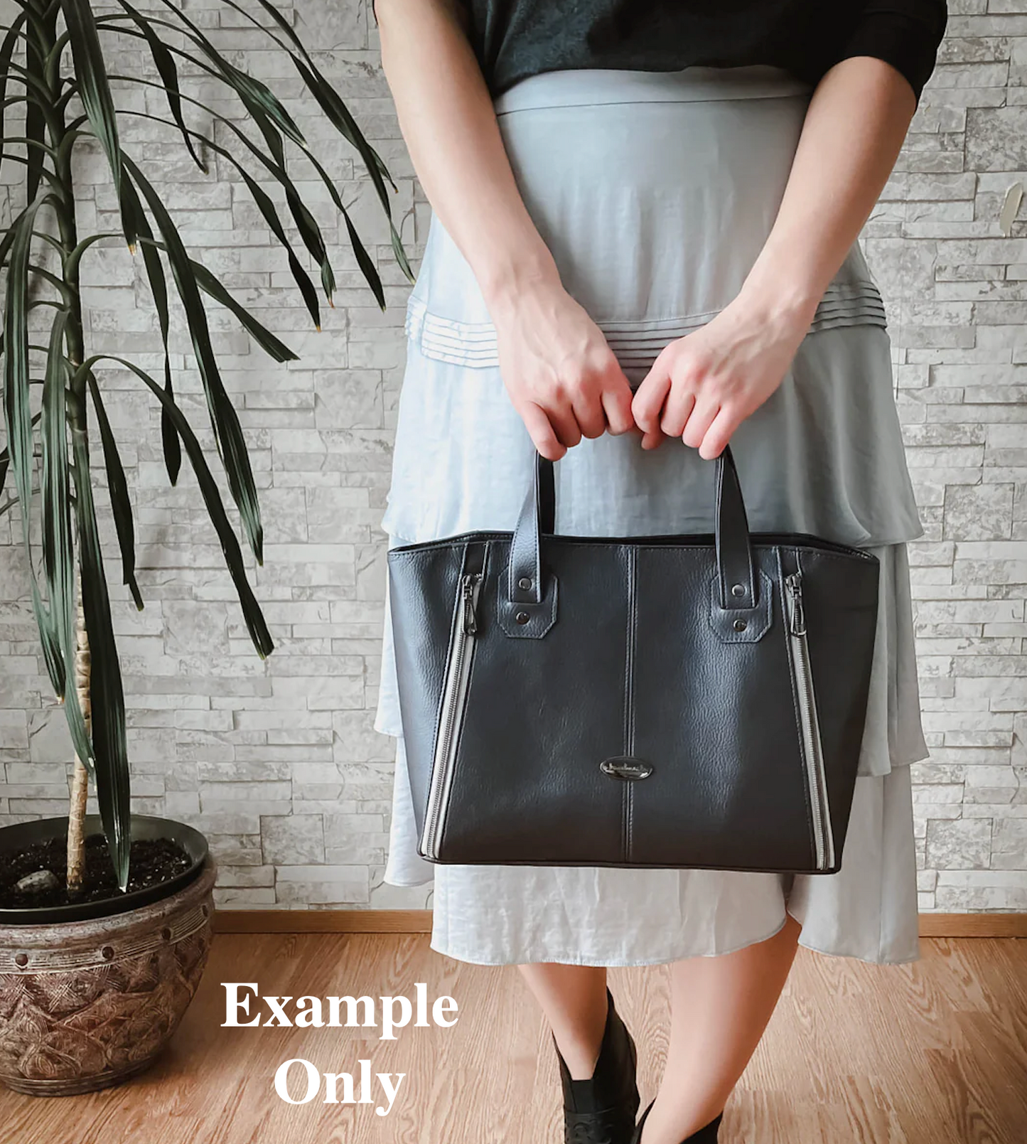 The Rudenja Handbag - Plaid Mouse