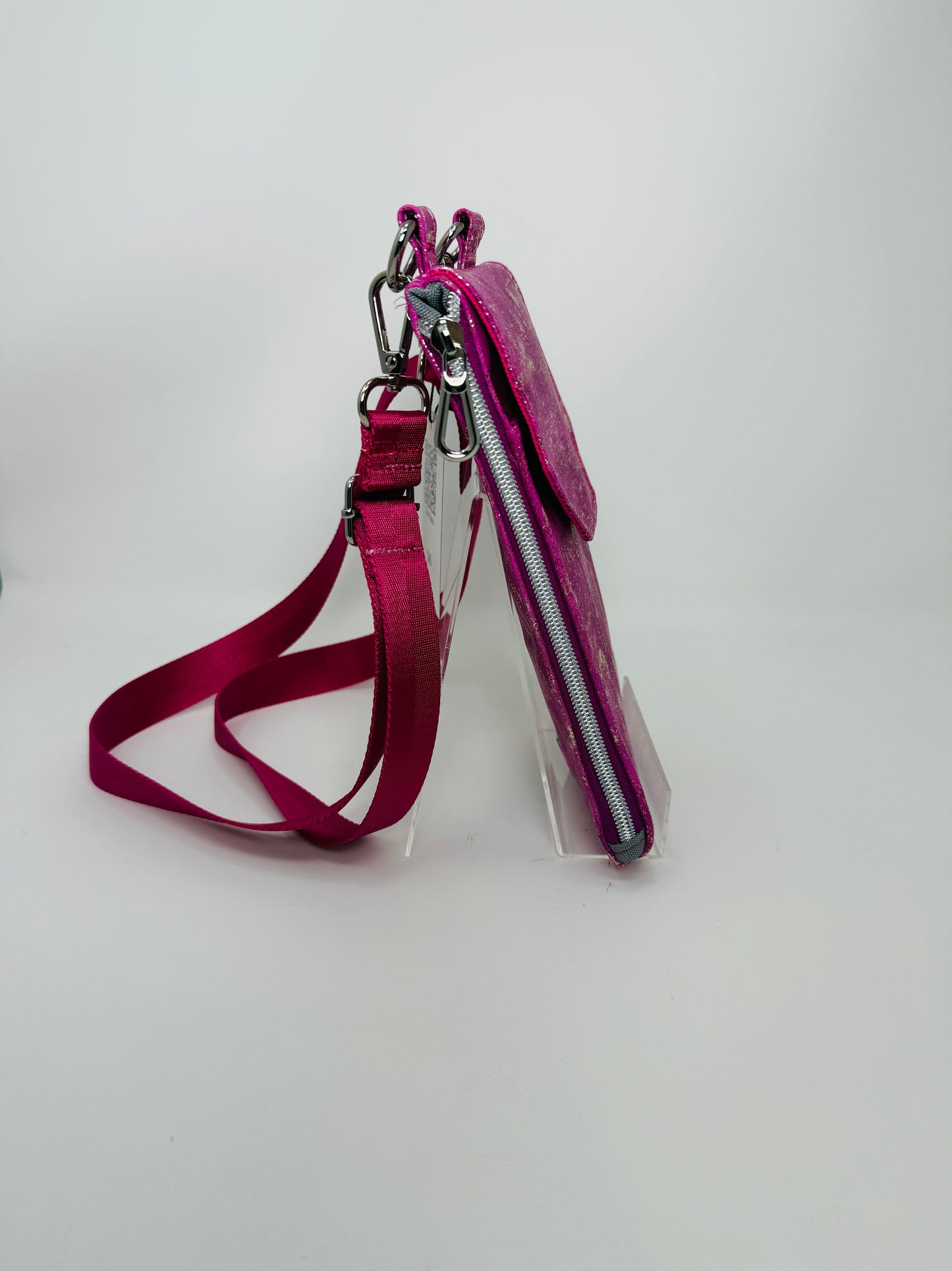 Zip N Go Crossbody