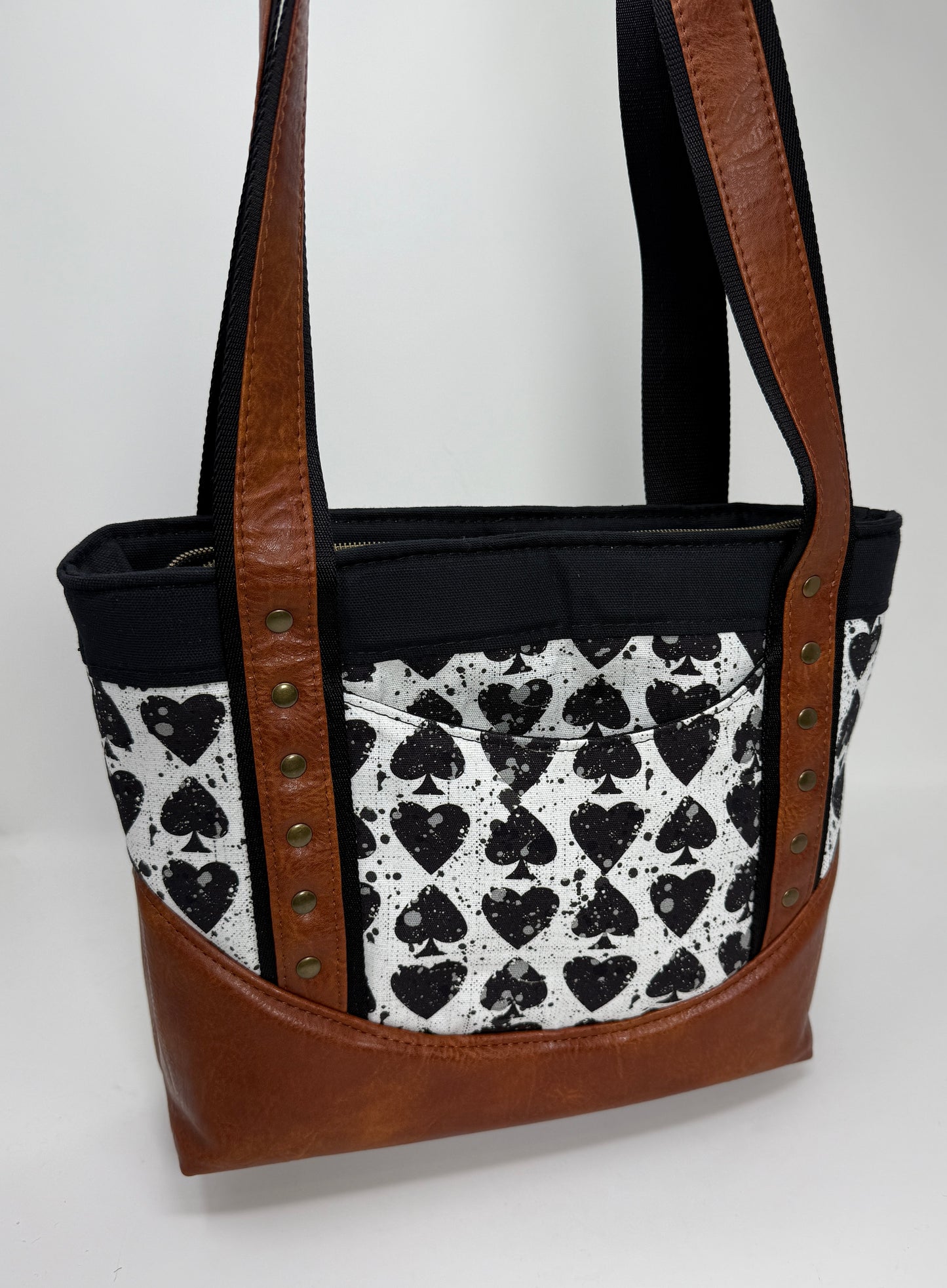 Scoops Tote - Heart Clubs
