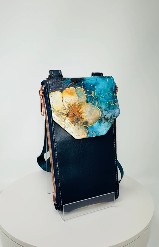 Zip N Go Crossbody