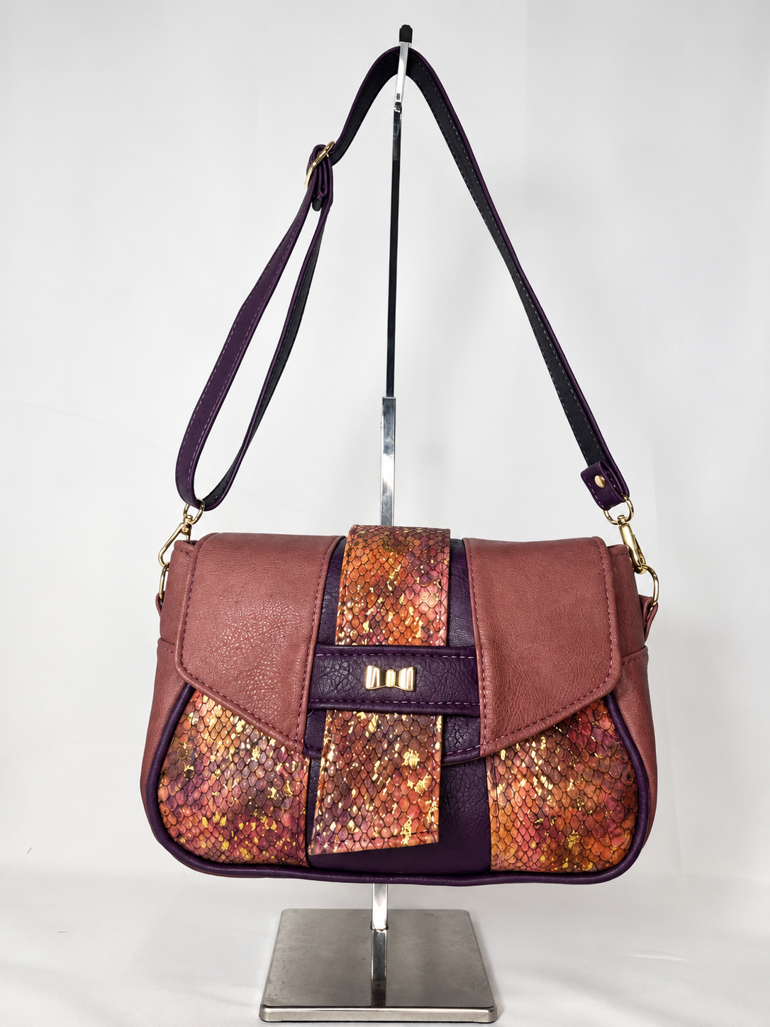 Mukava Crossbody - Luxury Snake Vinyl Mulberry