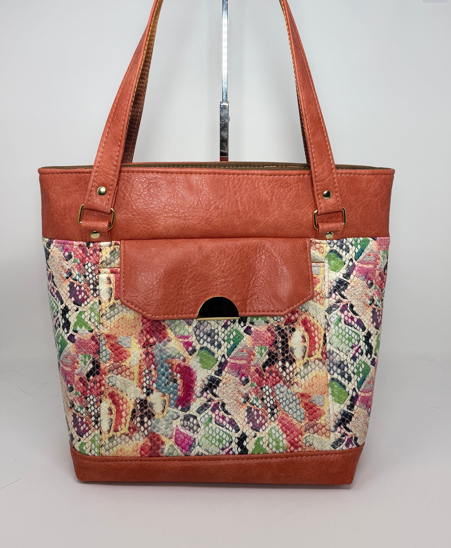 The Kensley Tote - Rainbow Snake