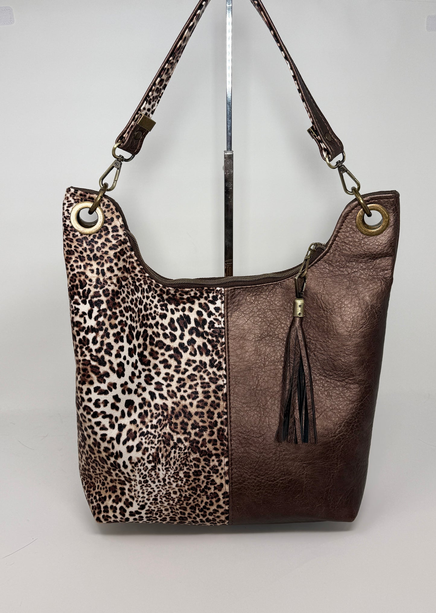 The Uptown Swing Hobo Bag - Cheetah