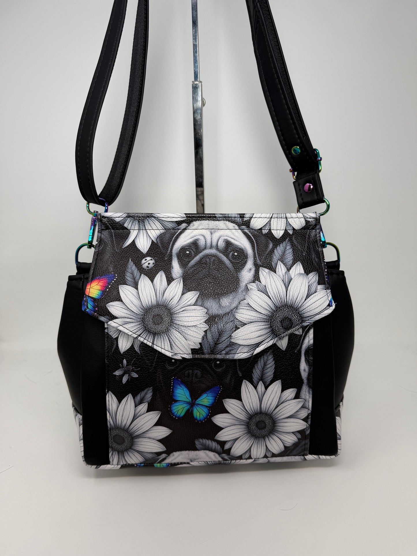 Brontide Convertible Bag - Pug
