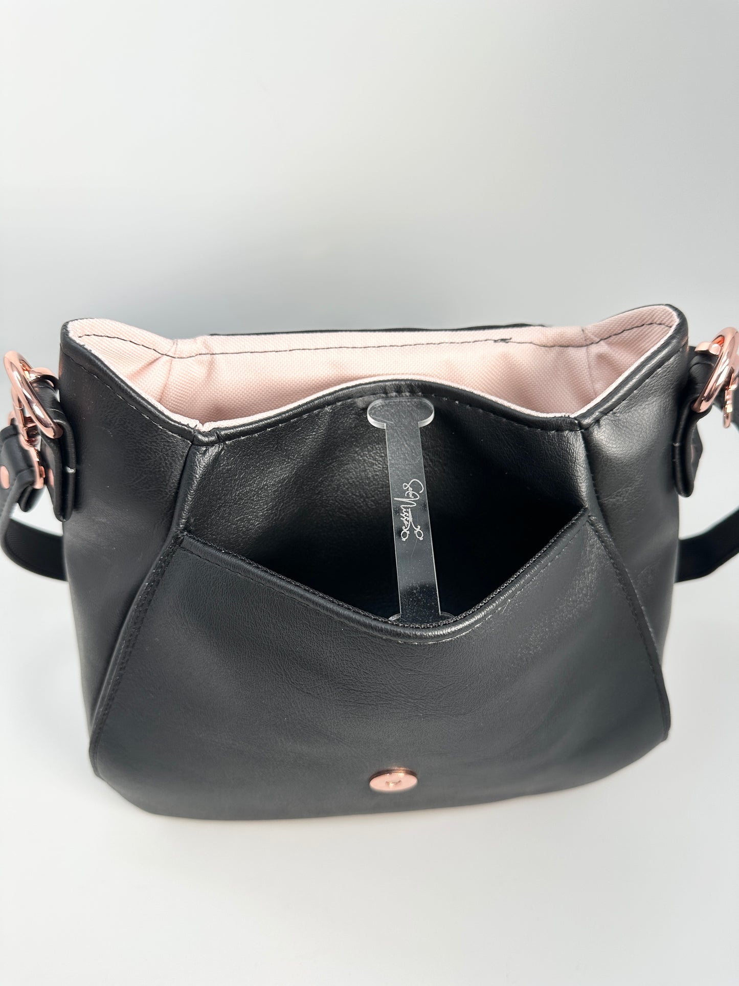 Cat Crossbody Bag - Black
