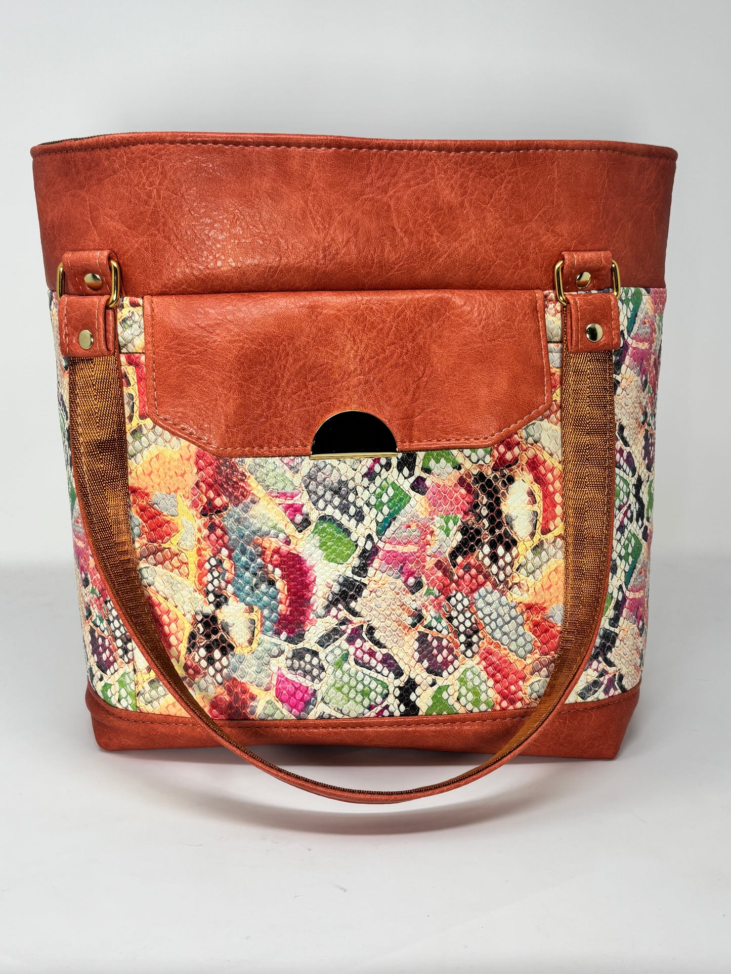 The Kensley Tote - Rainbow Snake