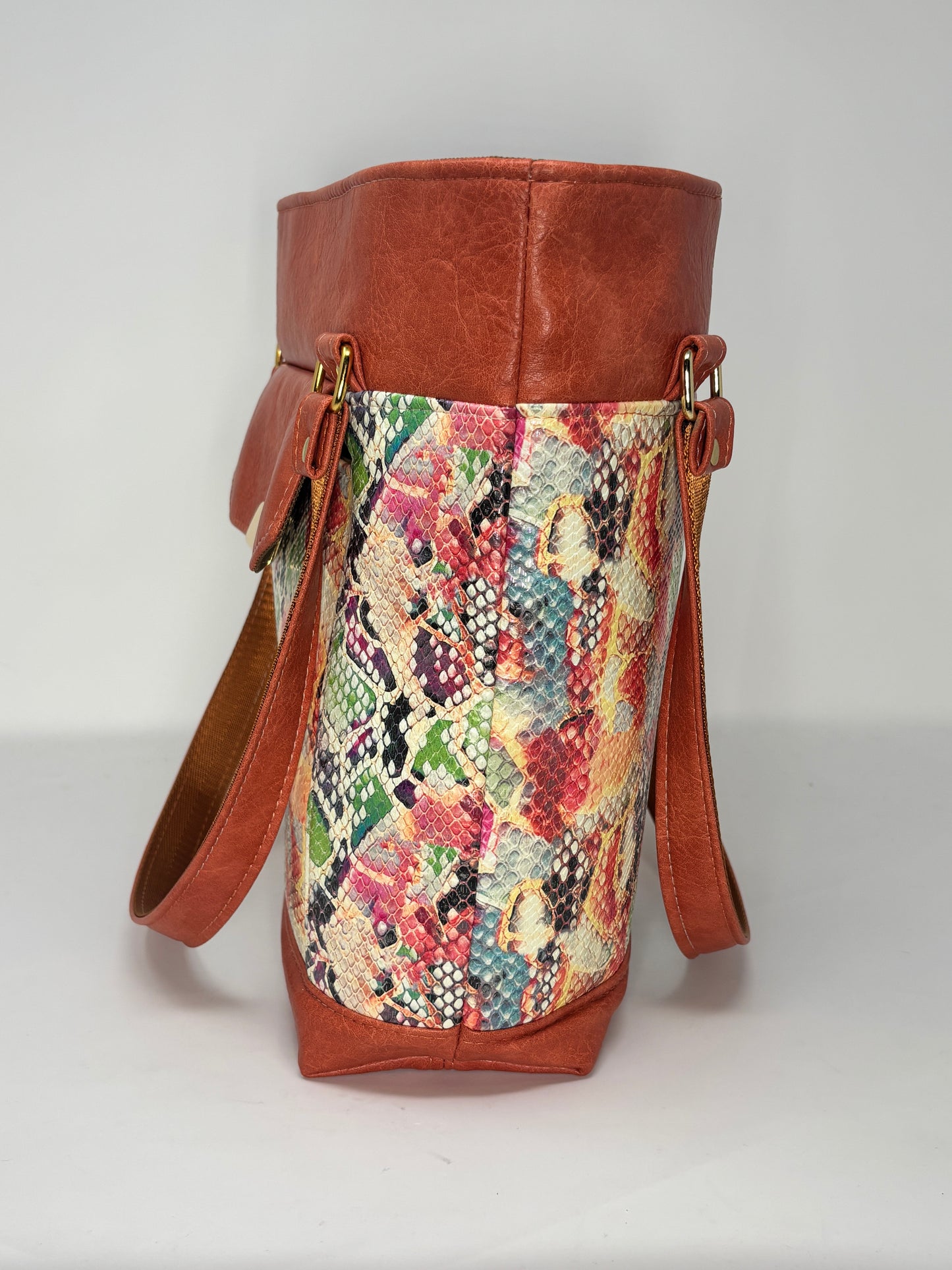 The Kensley Tote - Rainbow Snake