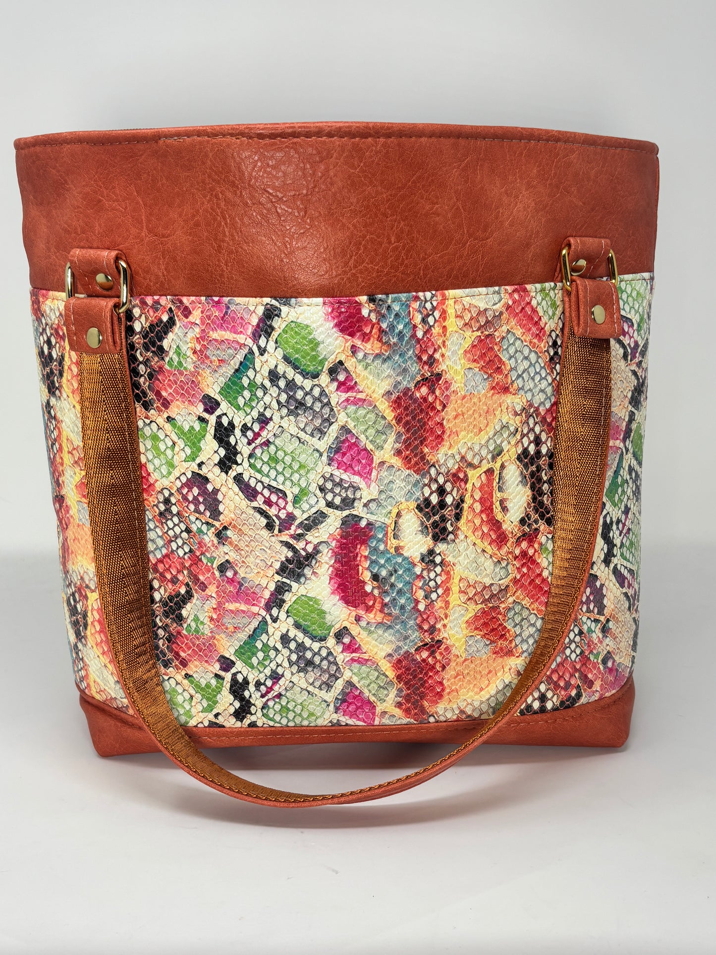 The Kensley Tote - Rainbow Snake