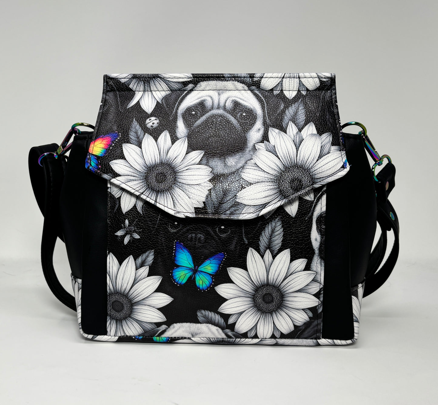 Brontide Convertible Bag - Pug