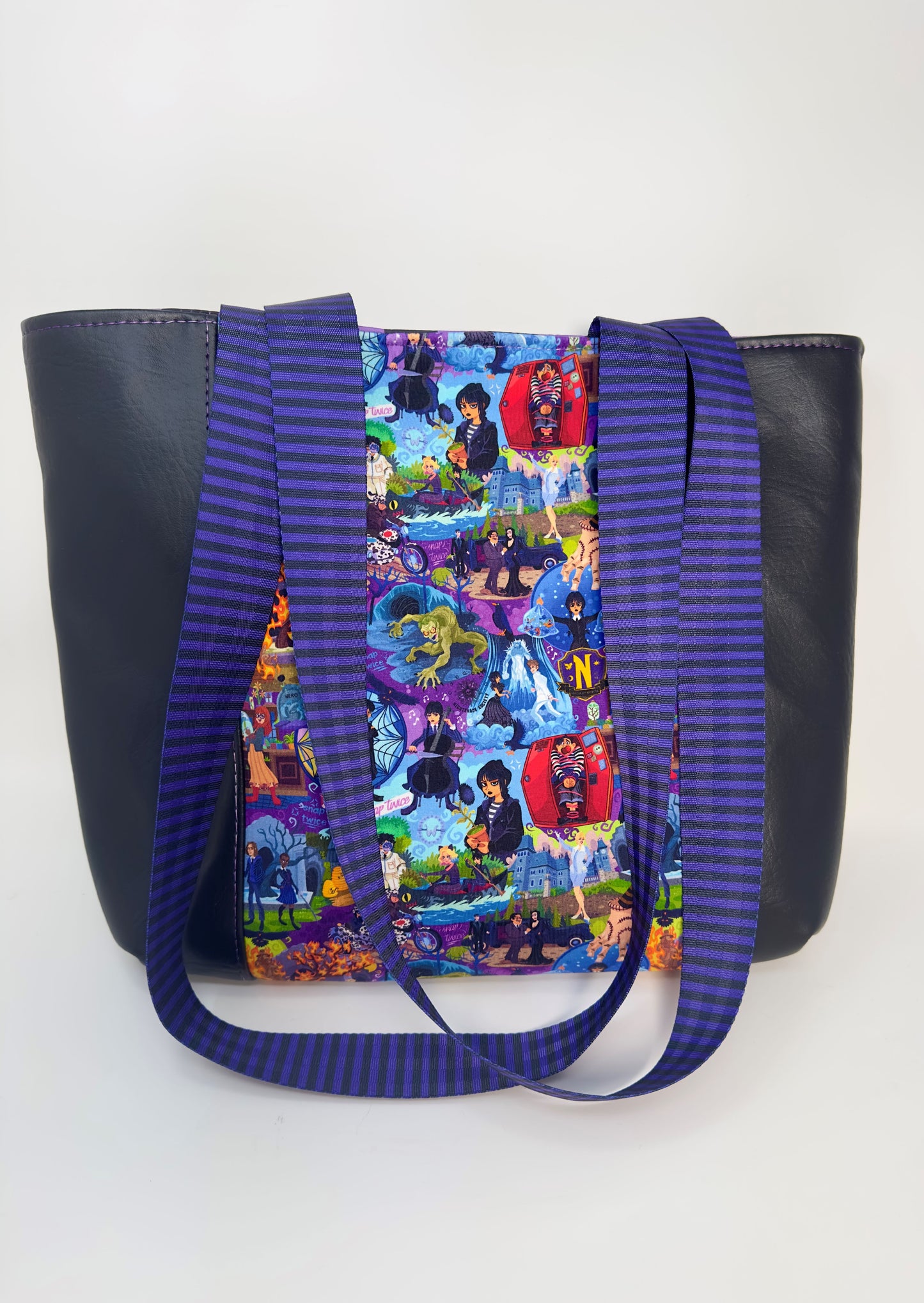 Pelican Tote - Wednesday