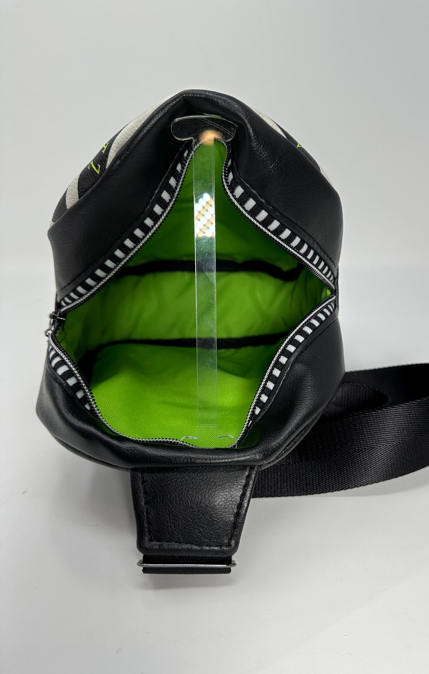 Mav Sling - Beetlejuice Lydia Deets
